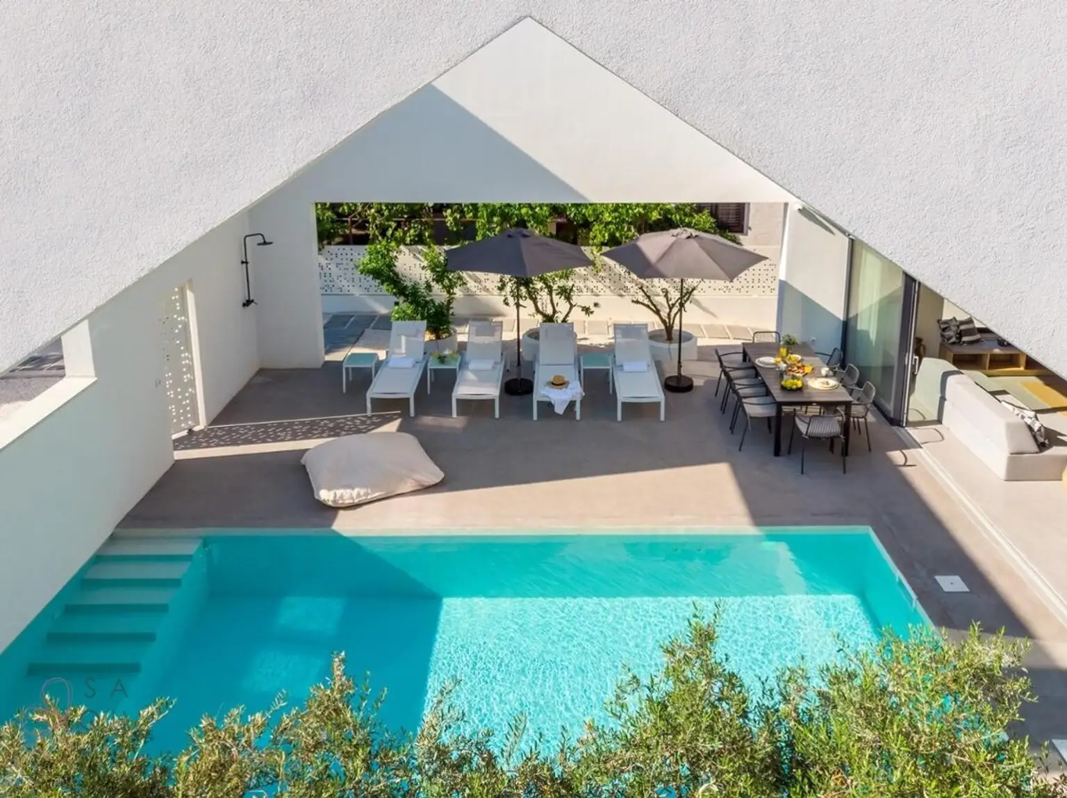 Amazing New Villa auf der Insel Brač – Mediterraner Luxus direkt am Meer
