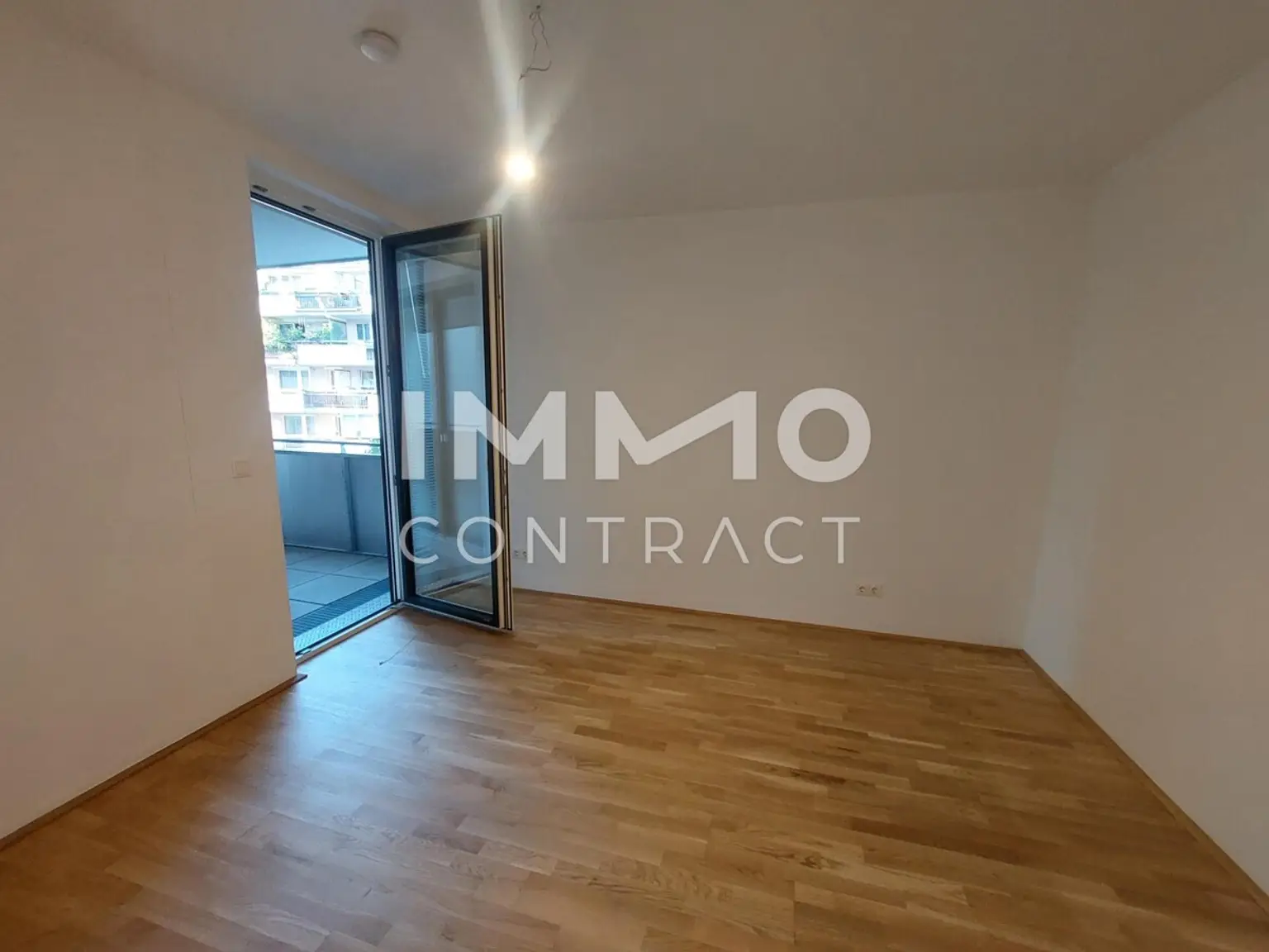 Unbefristet. Moderne, attraktive Wohnung mit großer Loggia  in der Laxenburgerstraße