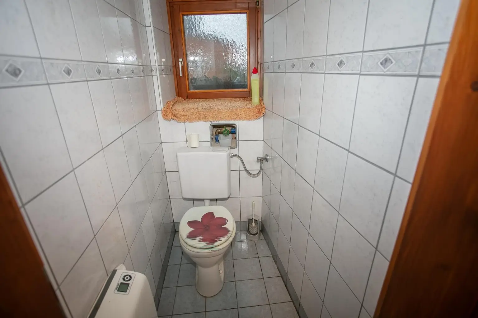 WE 2 WC