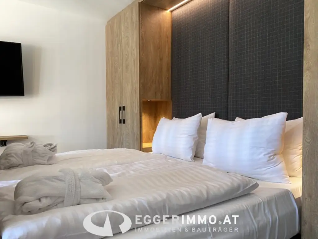ELEMENTS RESORT Zell am See: Luxurious flat for sale in prime location - investment and holiday enjoyment in ONE
