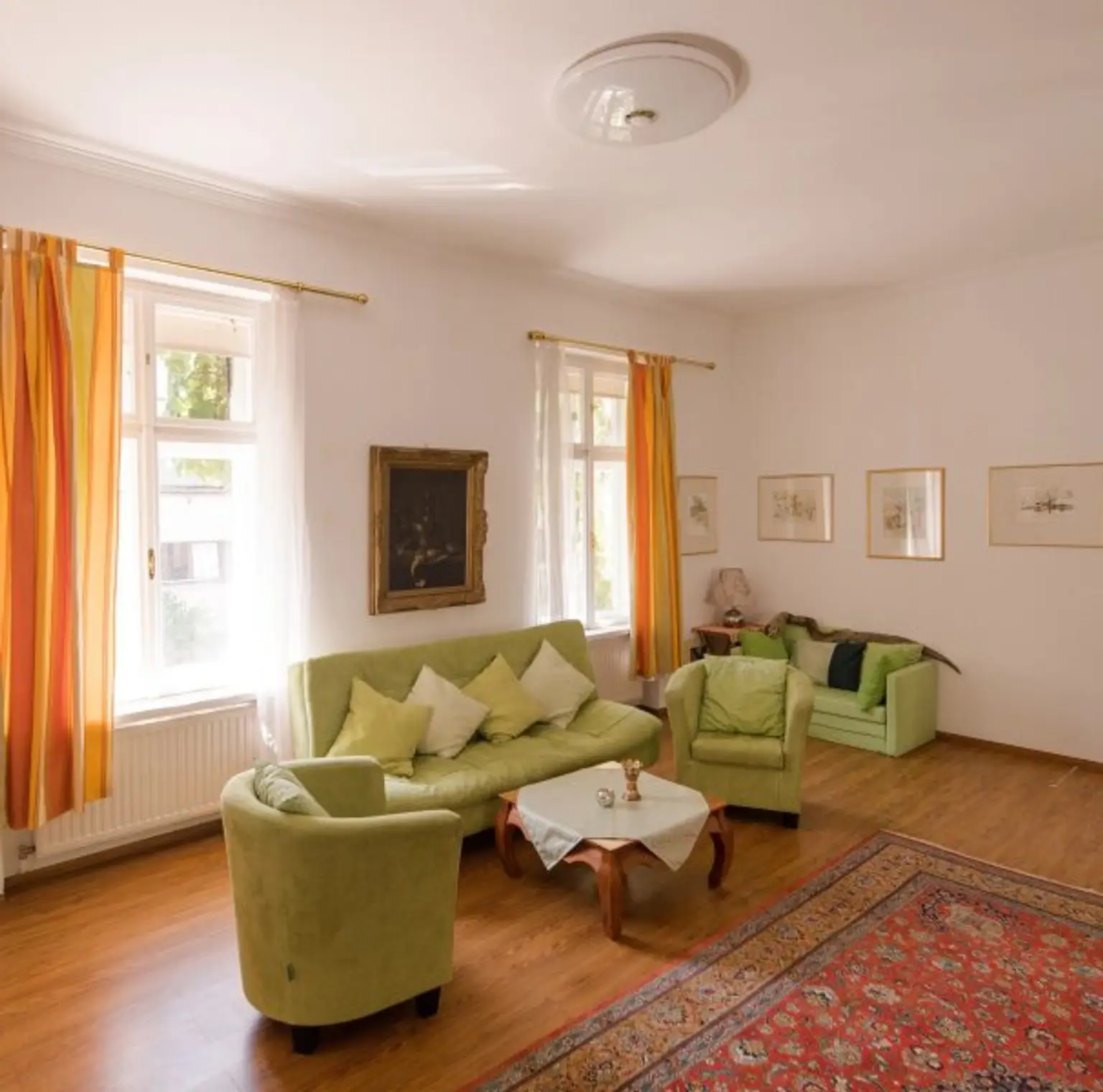 JUGENDSTILVILLA mit PRACHTGARTEN in DORNBACH