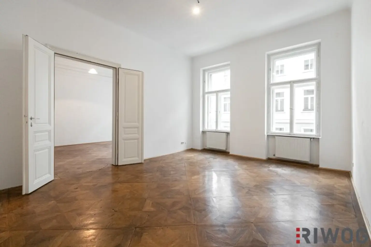 NÄHE 1. BEZIRK, DONAUKANAL UND AUGARTEN | Stilaltbauwohnung mit Potenzial | ca. 3,60 m Raumhöhe | Teils Hoflage | Rembrandtstraße