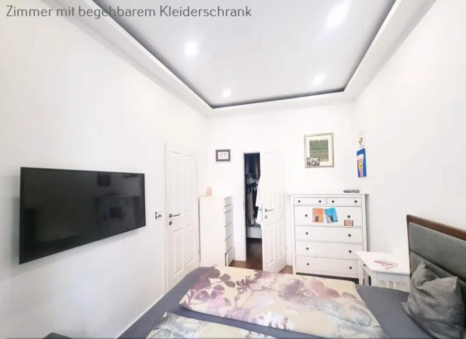 Elegante Altbau-Residenz mit vier Zimmern und separater Küche – Wohnen mit Charakter und zeitlosem Wiener Flair