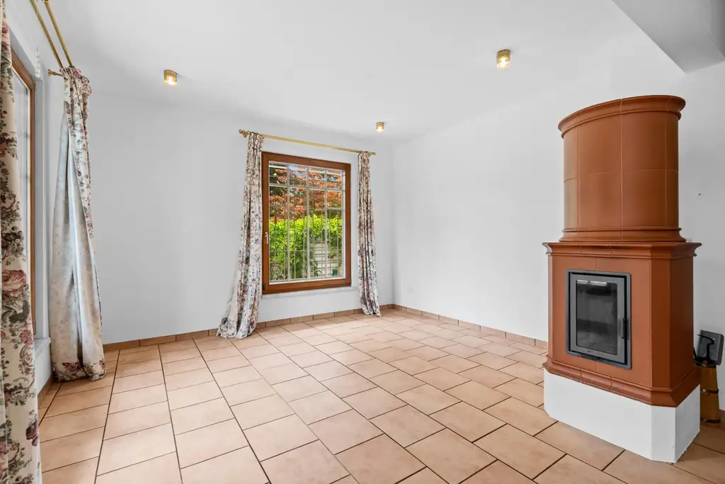 "Ihr privates Paradies in Gerasdorf! Traumhaus mit Pool, Garten & mehr!"