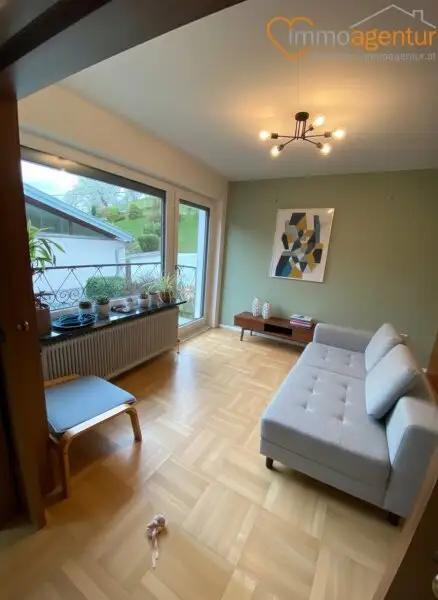 MODERNISIERTES WOHNJUWEL: 2-3 Wohneinheiten in Thalheimer Elite-Lage!