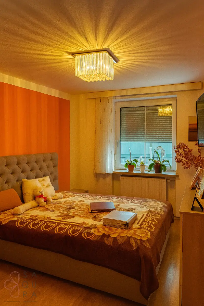 Charmantes Einfamilienhaus mit Einliegerwohnung, Garten und Garage – vielseitig nutzbar