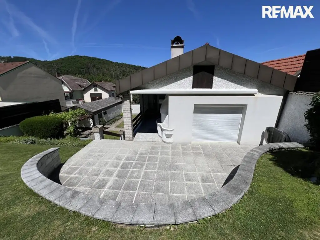 Burgblick! Charmantes Einfamilienhaus mit Garten, Terrasse und Wellnessbereich in Forchtenstein!