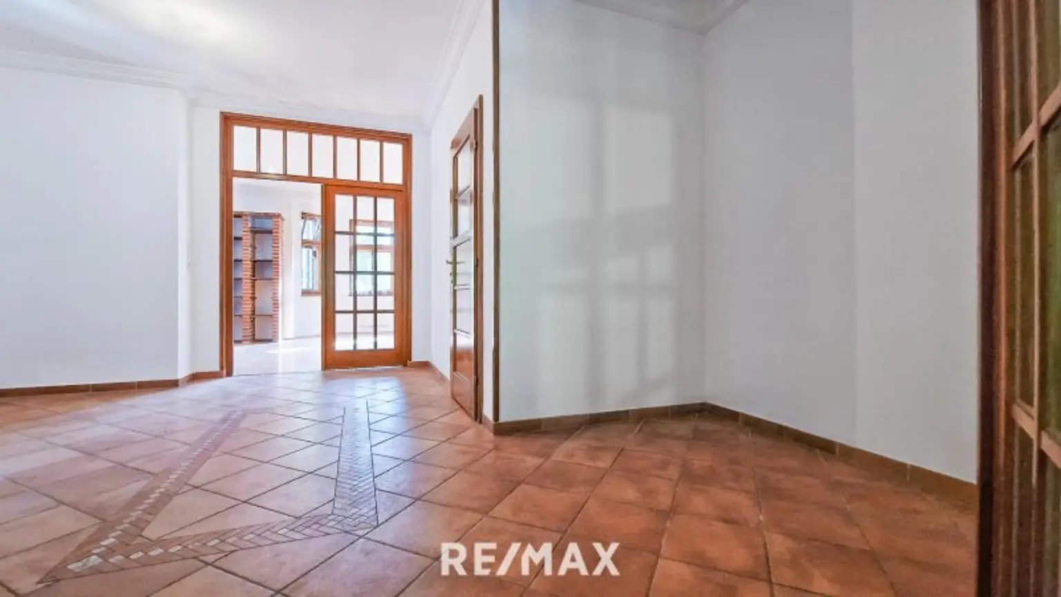 DIELE (HOCHPARTERRE)