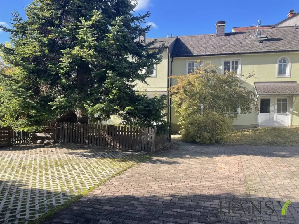 Renovierungsbedürftiges Apartmenthaus (3 Häuser) in Bad Vöslau – Ihr neues Investitionsprojekt! Wohnen Praxis oder Ordination