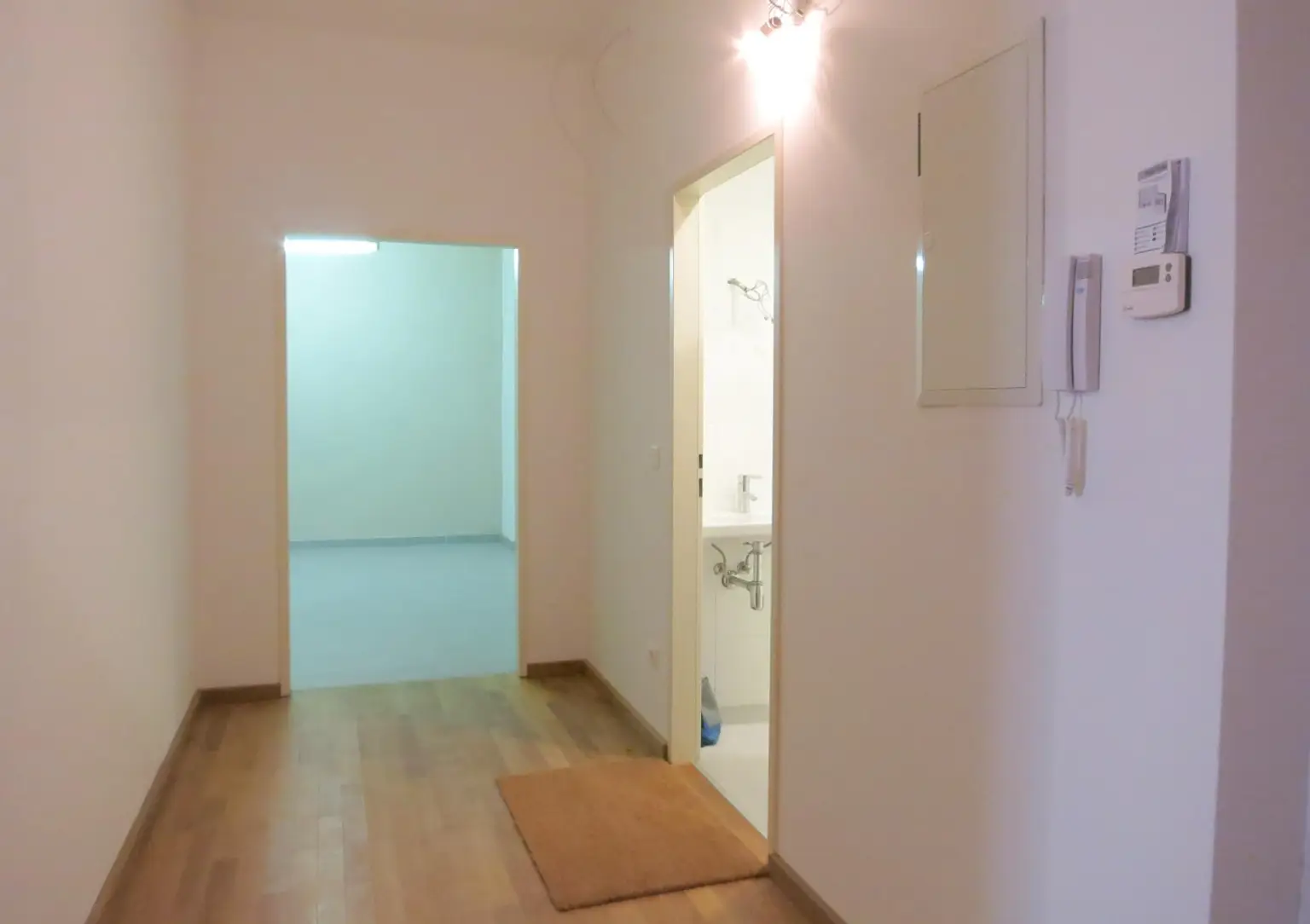 Flexible Büro- und Geschäftsfläche in zentraler Lage von Gersthof !