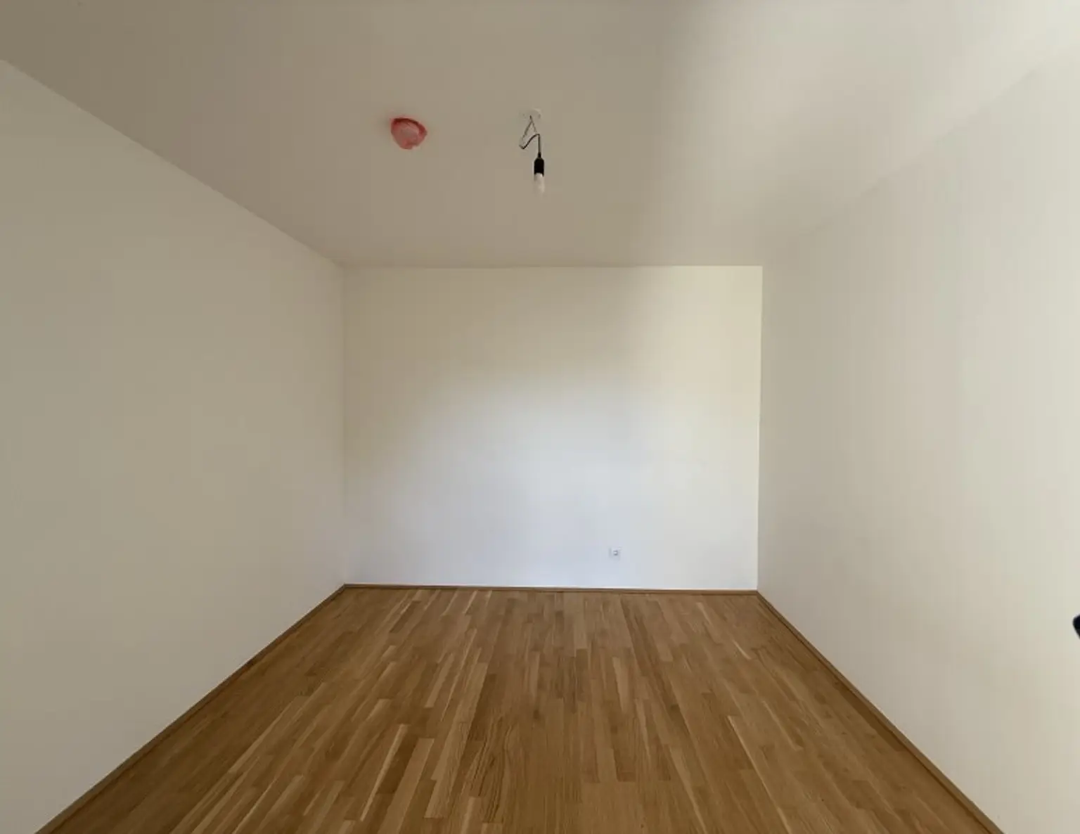 Ruhig aber doch zentral gelegene 3-Zimmer Wohnung in der Donaustadt - ab sofort verfügbar
