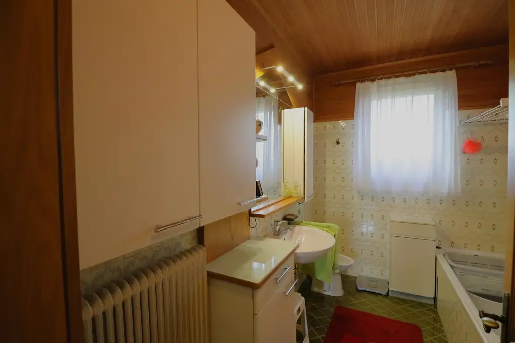 Gepflegtes Haus in ländlicher Lage