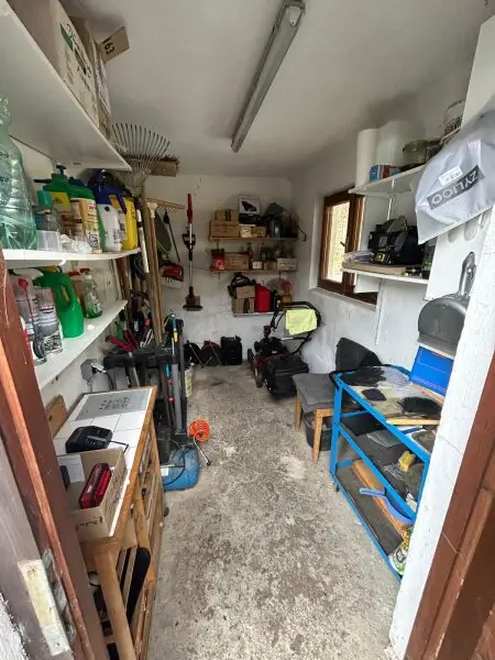 2776 m² Grund + Charmantes Einfamilienhaus im Sonnigen  Himmelberg mit Garten, + Garage & Werkstatt für 199.000 €