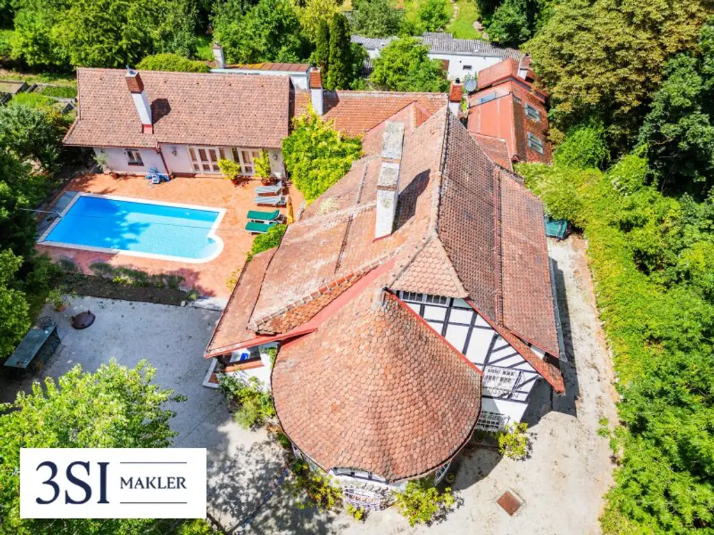 Exklusive Liegenschaft mit zwei Villen und großem Privatpark in Mödling