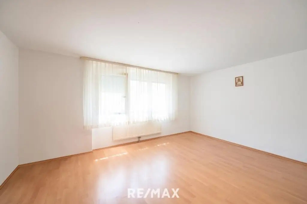 Starterwohnung: guter Grundriss, gute Verkehrsanbindung