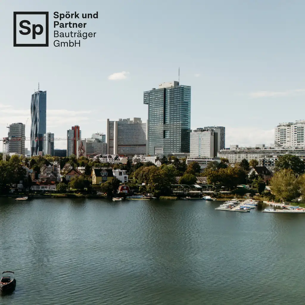 BESTLAGE ALTE DONAU
DACHGESCHOSSWOHNUNG
5 MINUTEN ZUR ALTEN DONAU