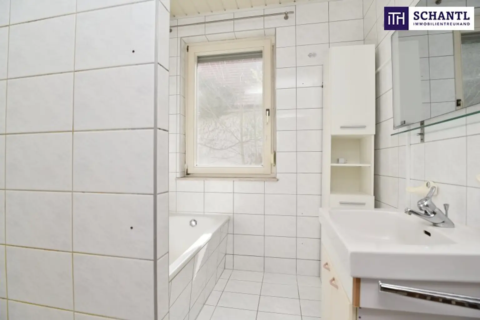 Ein Zuhause mit Raum für Leben, Generationen und Zukunft! Vielseitiges Ein- bis Zweifamilienhaus auf großem Grundstück nahe Lutzmannsburg!