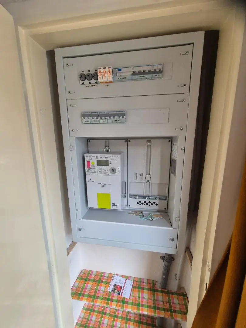 Renovierungsbedürftiges Mittelreihenhaus