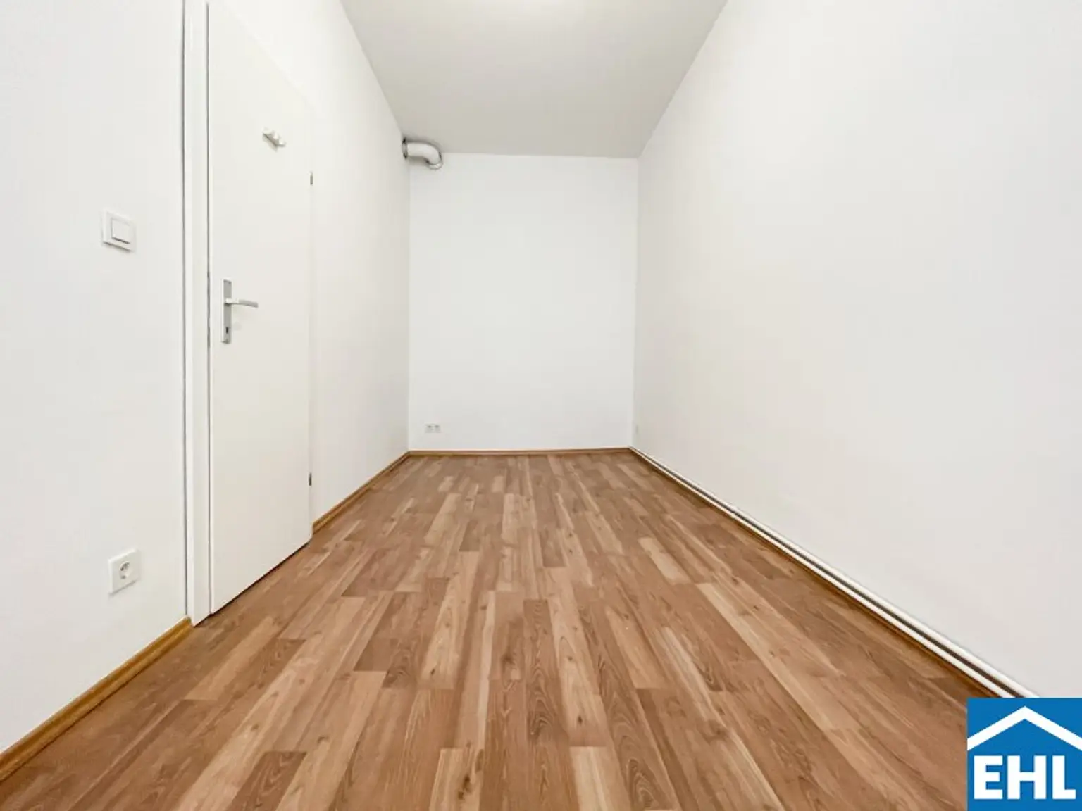 Gemütliche 3-Zimmer-Altbauwohnung mit separater Küche in U-Bahn-Nähe