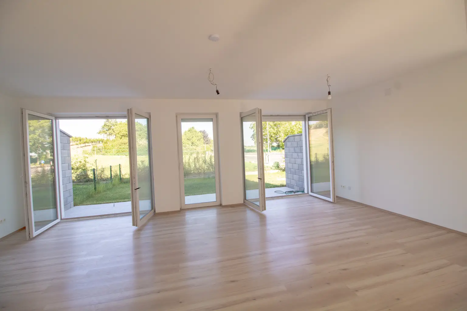 Wohnbereich mit Terrassenausgang