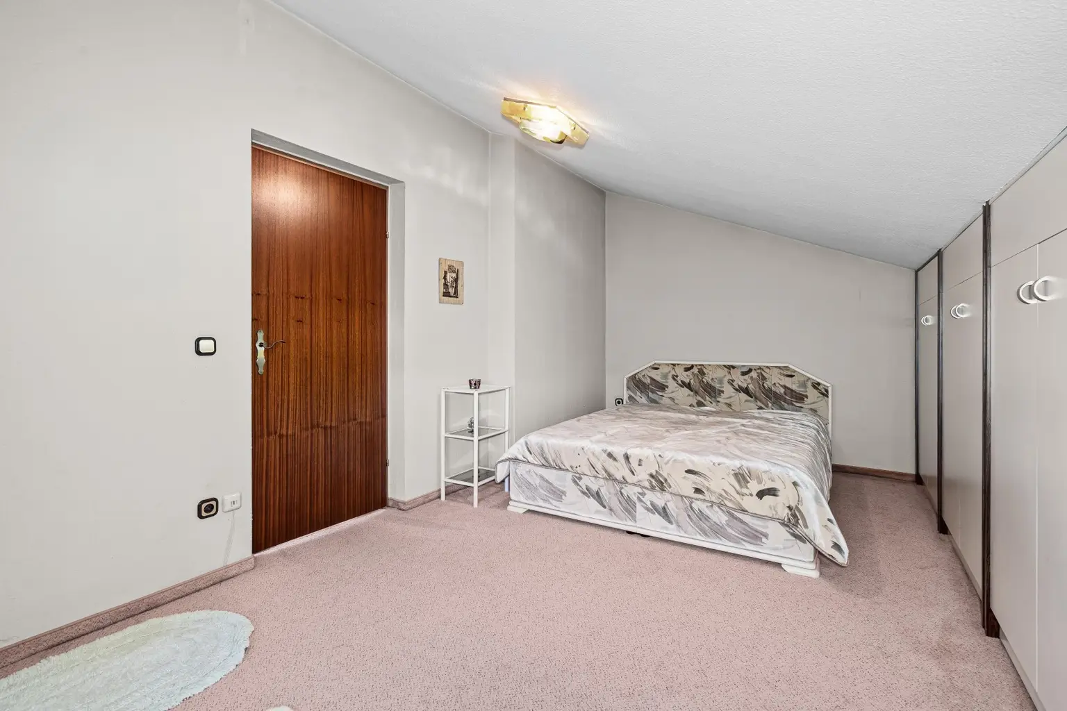 "Lage, Lage, La(n)genzersdorf! - Haus mit Pool auf Eigengrund"