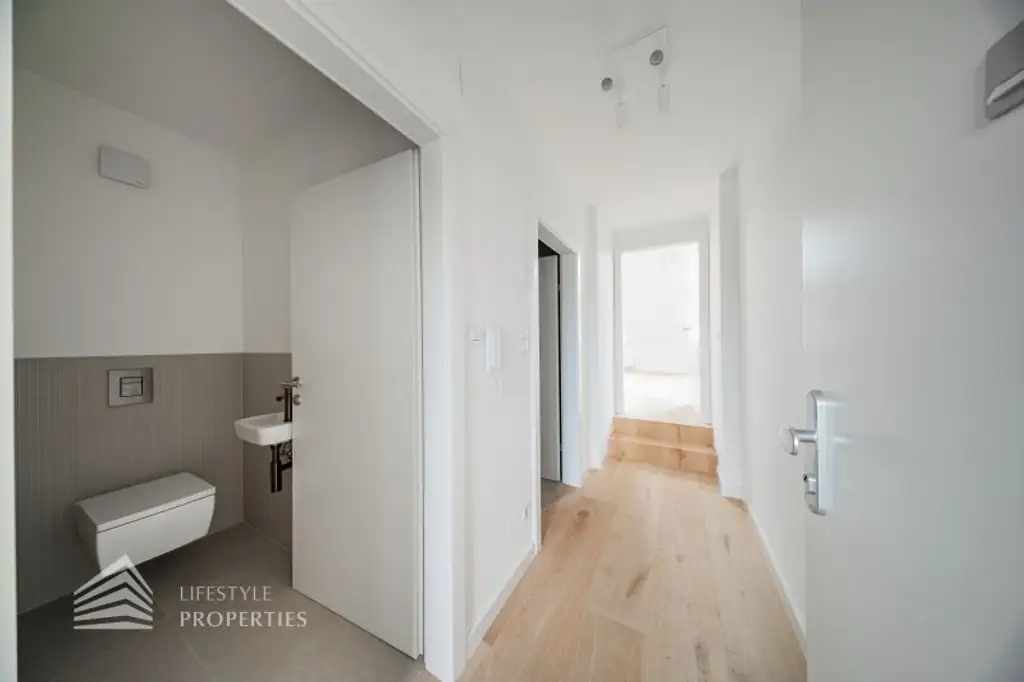Helle 2-Zimmer-Maisonettewohnung, Nähe Wiedner Hauptstraße