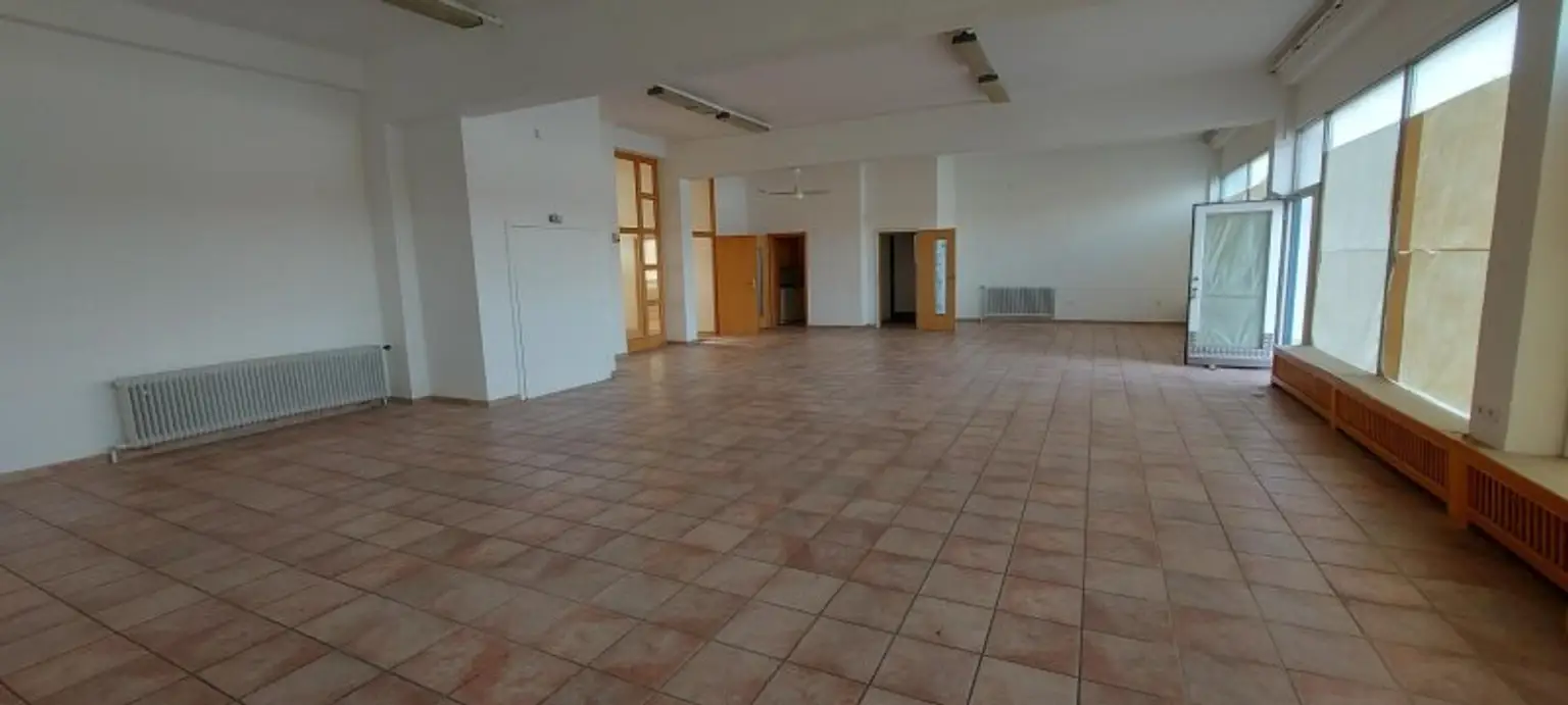 Vielseitiges Lagerobjekt mit über 173 m² Nutzfläche – Raum für Ihre Ideen!