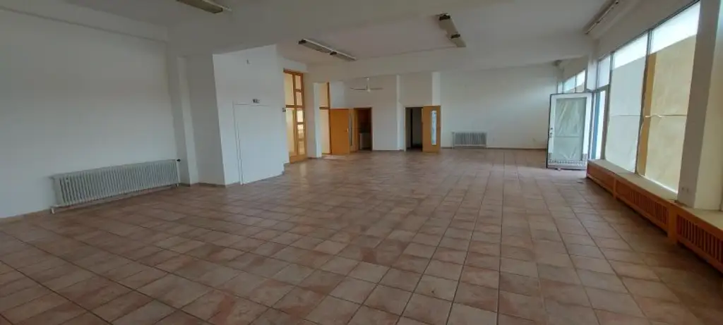 Vielseitiges Lagerobjekt mit über 173 m² Nutzfläche – Raum für Ihre Ideen!