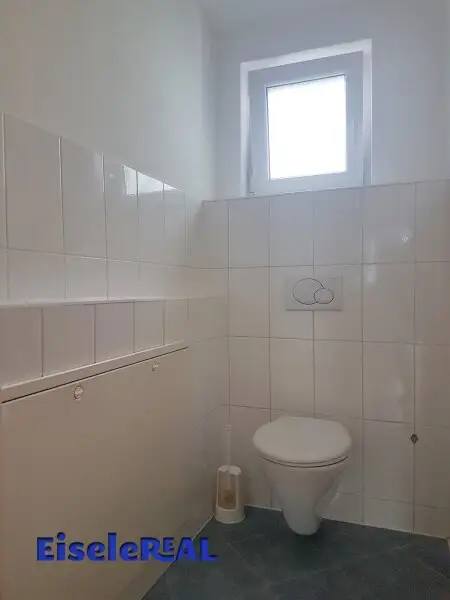 FÜR sportliche Dach-Geschoß-Fan´s in 1100 Wien!