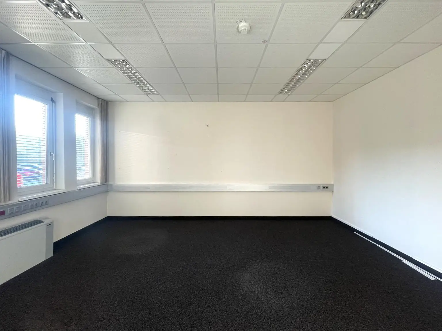 Büroeinheit EG, Schmiedlstraße 1