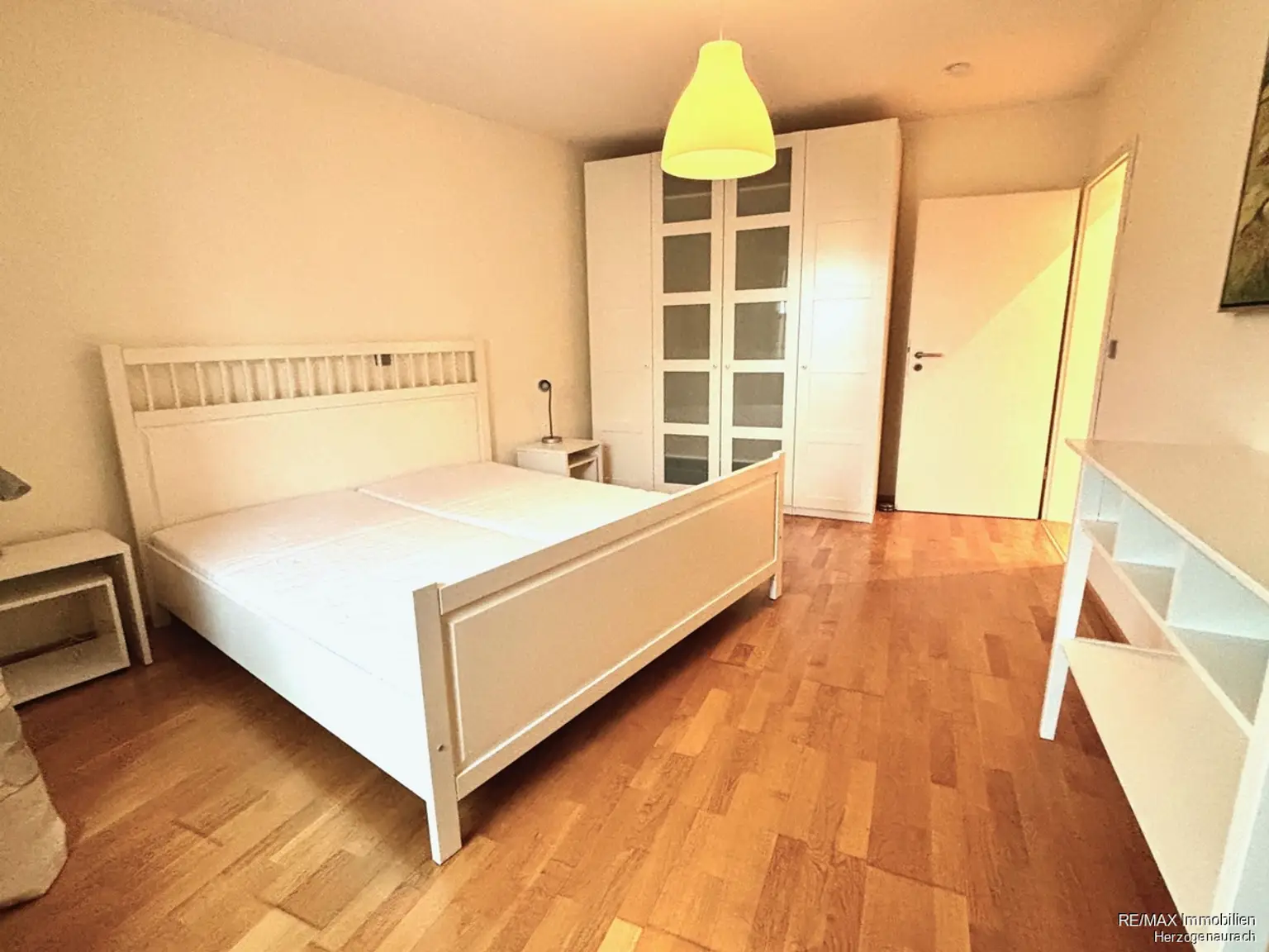 Schlafzimmer1