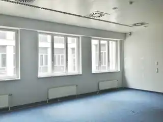 DB10935675_397F