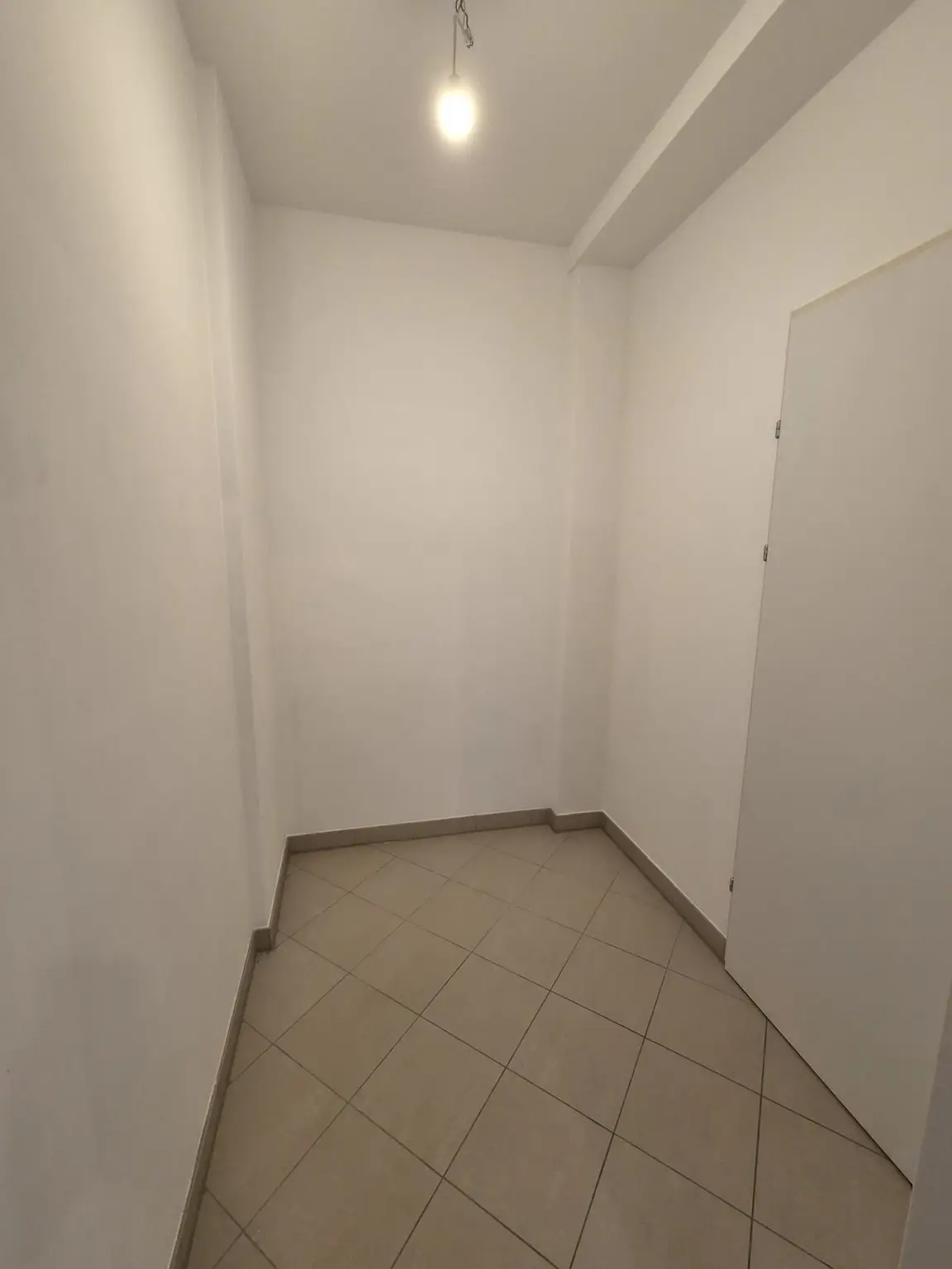 AR