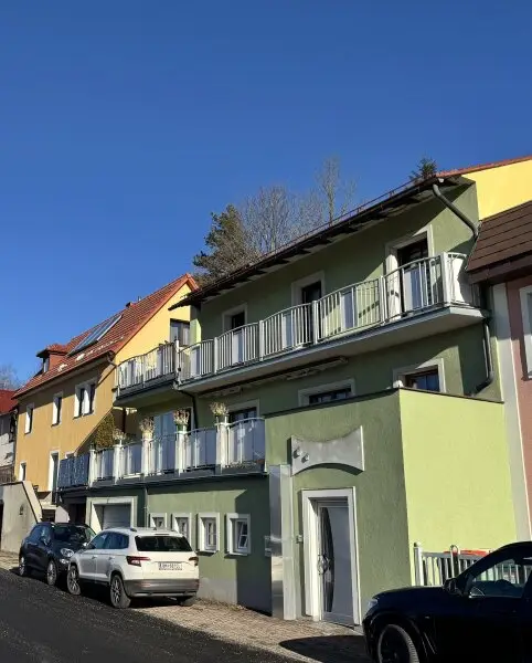 GEPFLEGTES WOHNHAUS - AUCH ALS FERIENDOMIZIL NUTZBAR