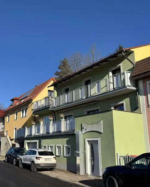 GEPFLEGTES WOHNHAUS - AUCH ALS FERIENDOMIZIL NUTZBAR