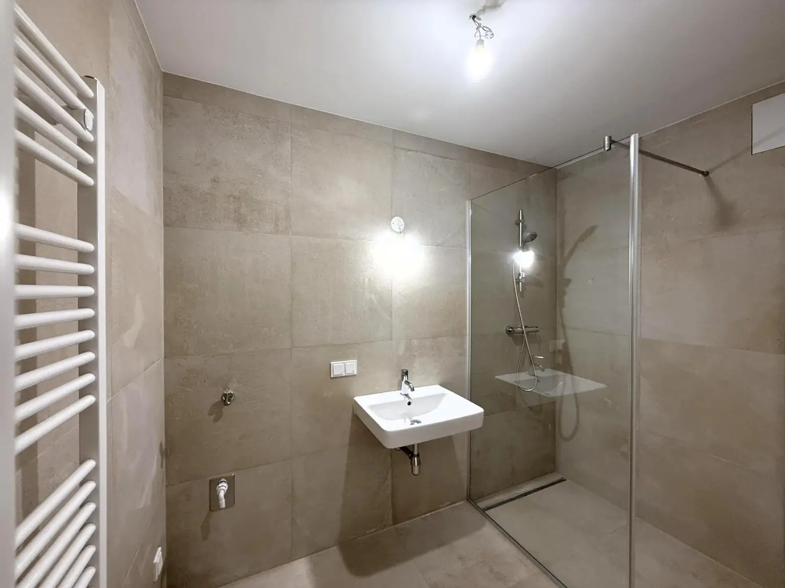 Erstbezug nach Generalsanierung - Wohnungseigentum // First occupancy after complete renovation - condominium ownership //