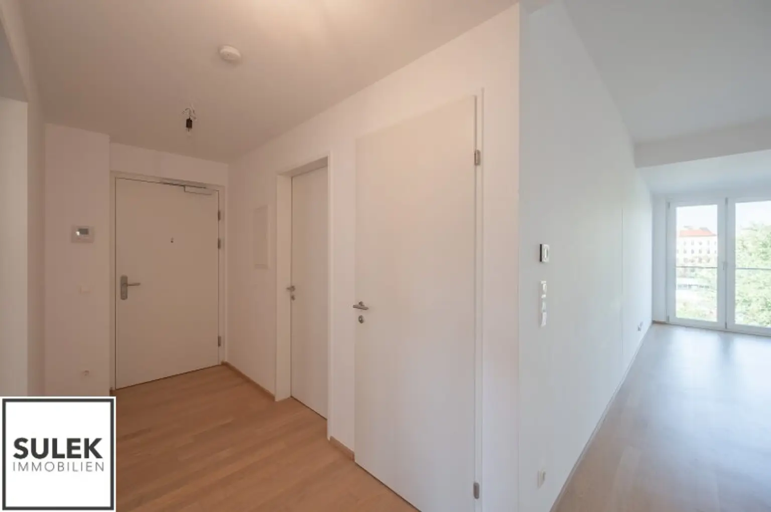 helle moderne 3 Zimmerwohnung mit traumhaften Blick über den Donaukanal