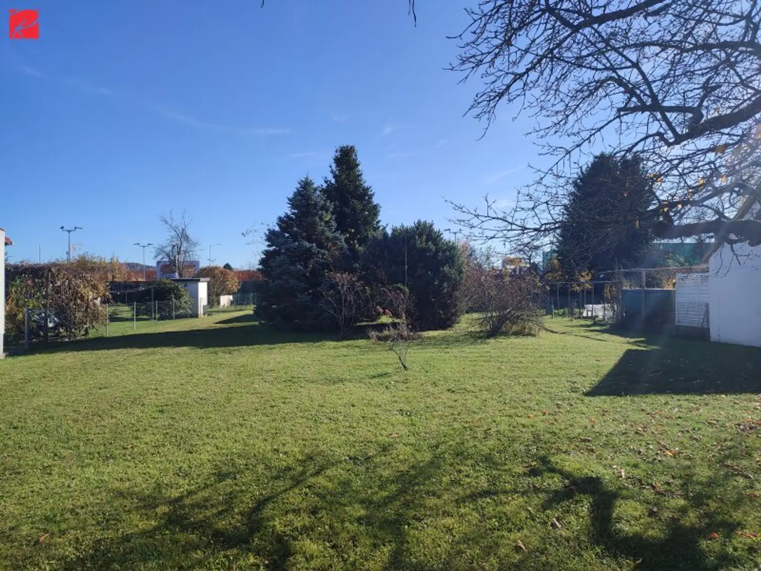 Sonniger Wohntraum auf großzügigem Grundstück!