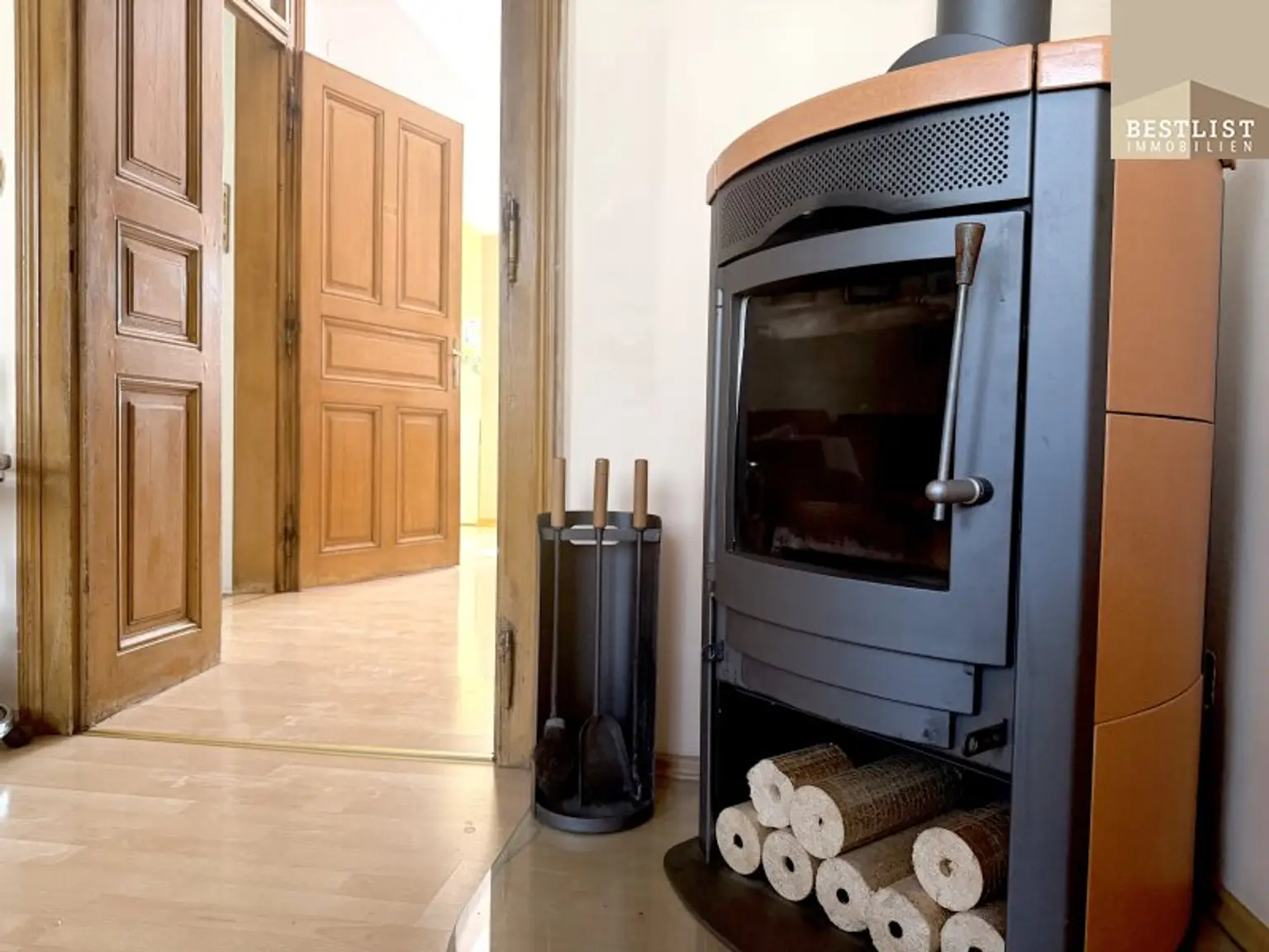 Charmantes Stadthaus in Baden – ruhige Lage mit großem Garten & Entwicklungspotenzial