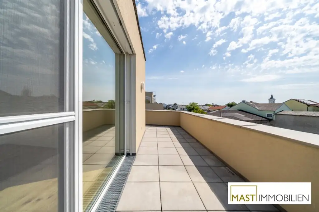 *Sommer 2025* Rund 180 qm Freifläche und Blick auf den See bei dieser exklusiven Dachgeschosswohnung!