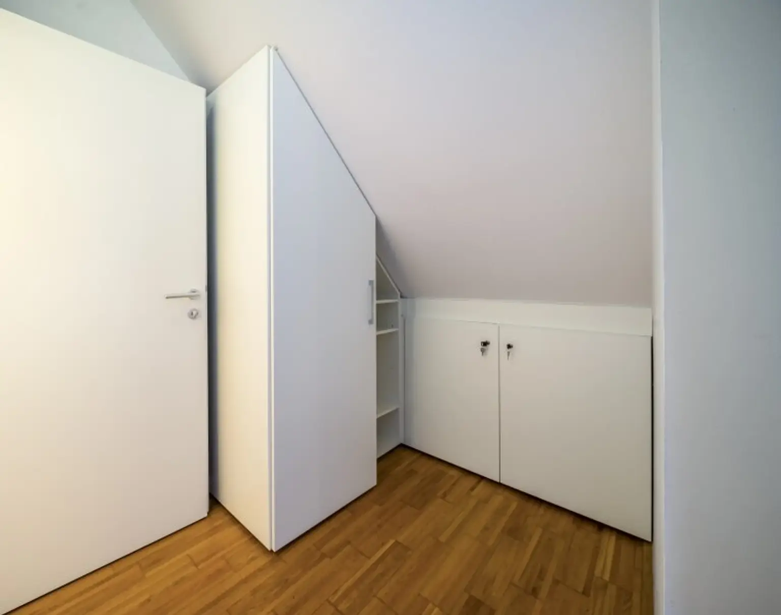 SAARPARK - AUSBLICK** Dachgeschosswohnung mit Innenhofterrasse **