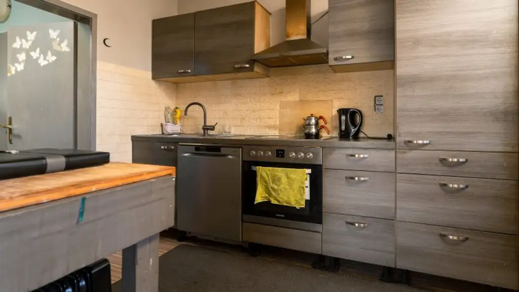 Potentialreiches Haus mit spitzen Weinkellerröhren in Groß-Schweinbarth