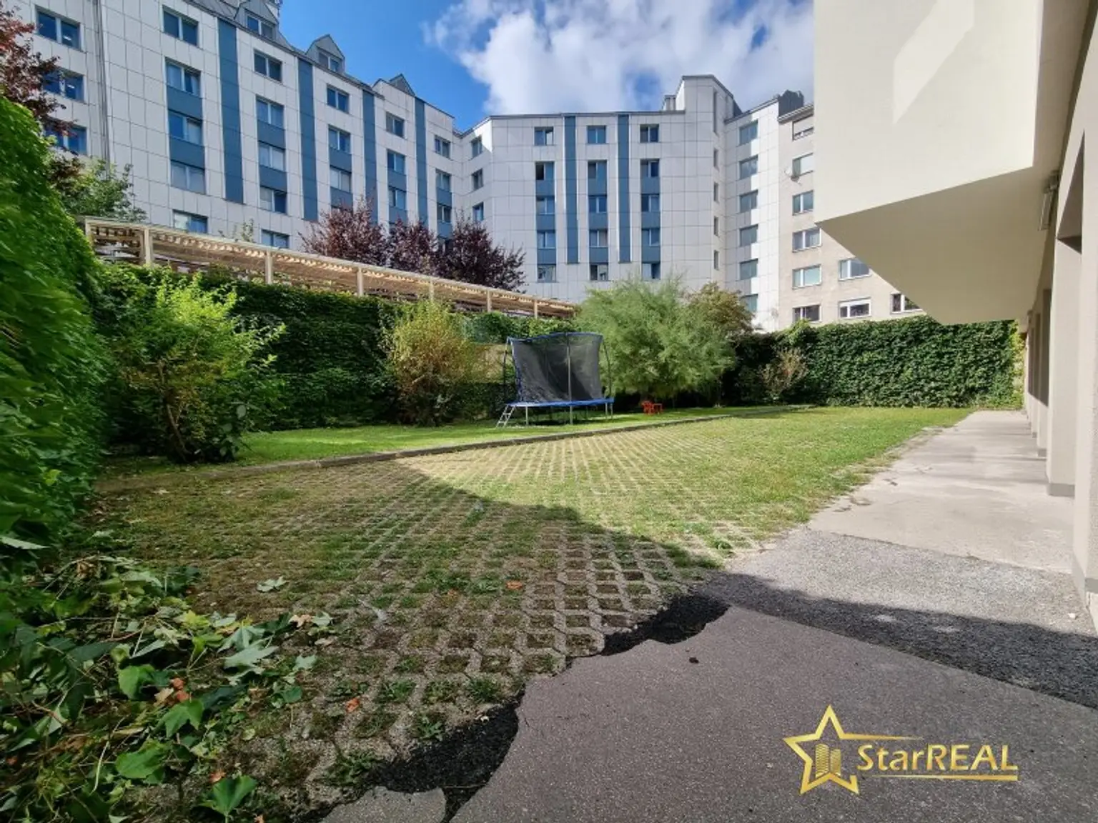 2024 GENERALSANIERTES HAUS! KAUFPREIS REDUZIERT! 3-ZIMMER-WOHNUNG MIT LOGGIA. U4-NÄHE. VERMIETET BIS 2026!