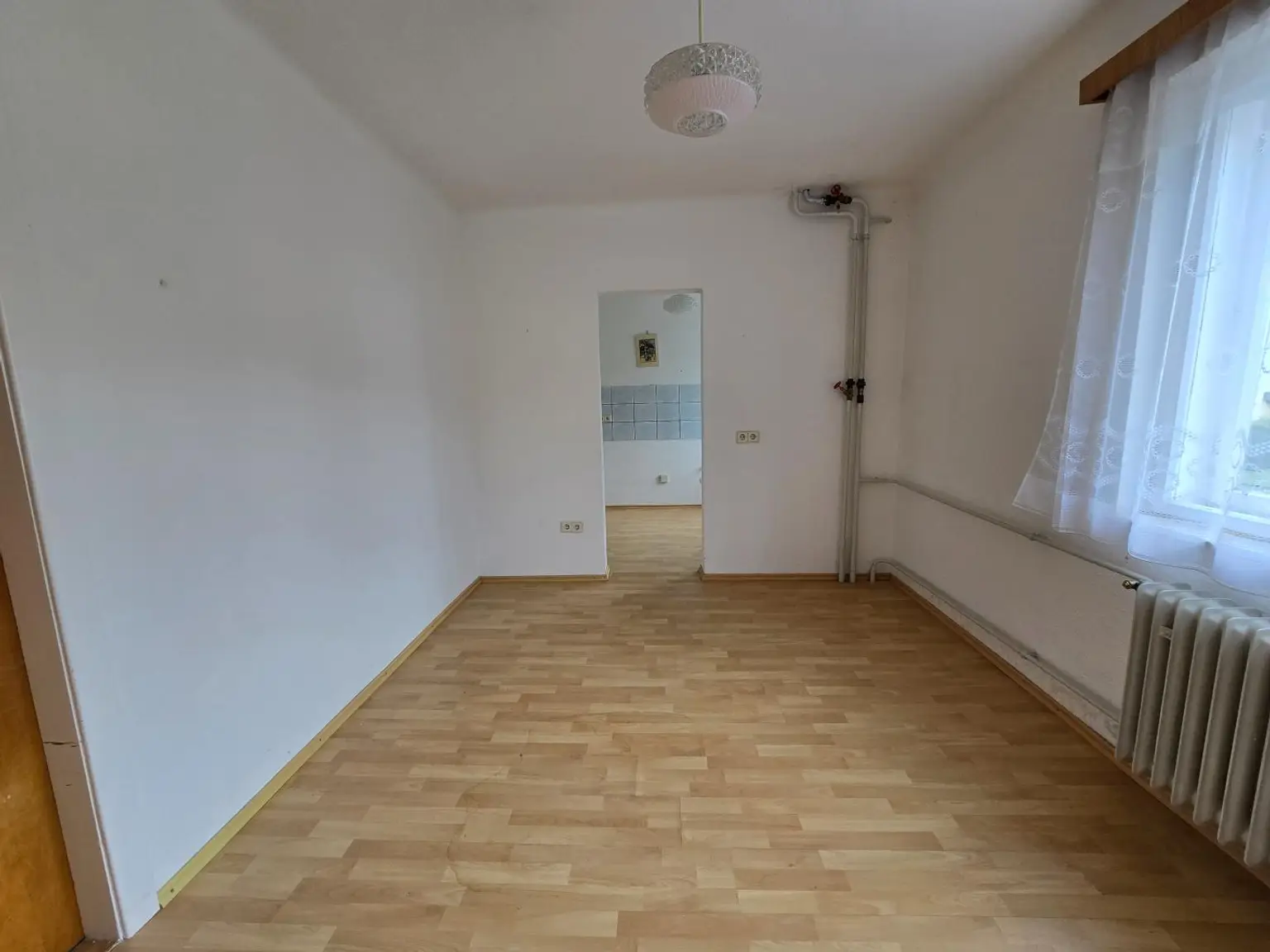 Großes Haus mit Entwicklungspotenzial in Mönichkirchen / ehemaliges Hotel