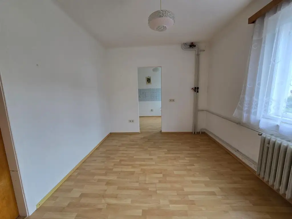 Großes Haus mit Entwicklungspotenzial in Mönichkirchen / ehemaliges Hotel
