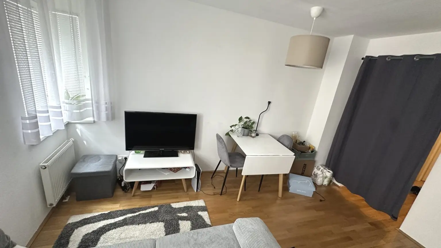 Helle 1-Zimmer-Wohnung in super Lage des 9. Bezirks!