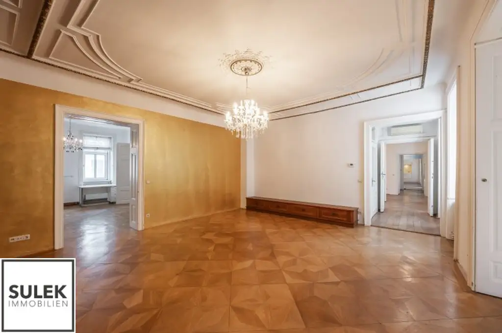 Rarität in der Wehrgasse: großzügige, sanierte Altbauwohnung mit Terrasse ab 01/26 unbefristet mieten!