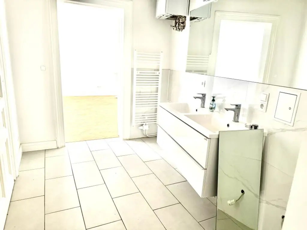 Stilvolles Altbau Büro beim Graben U-Bahnnähe, Aircon!