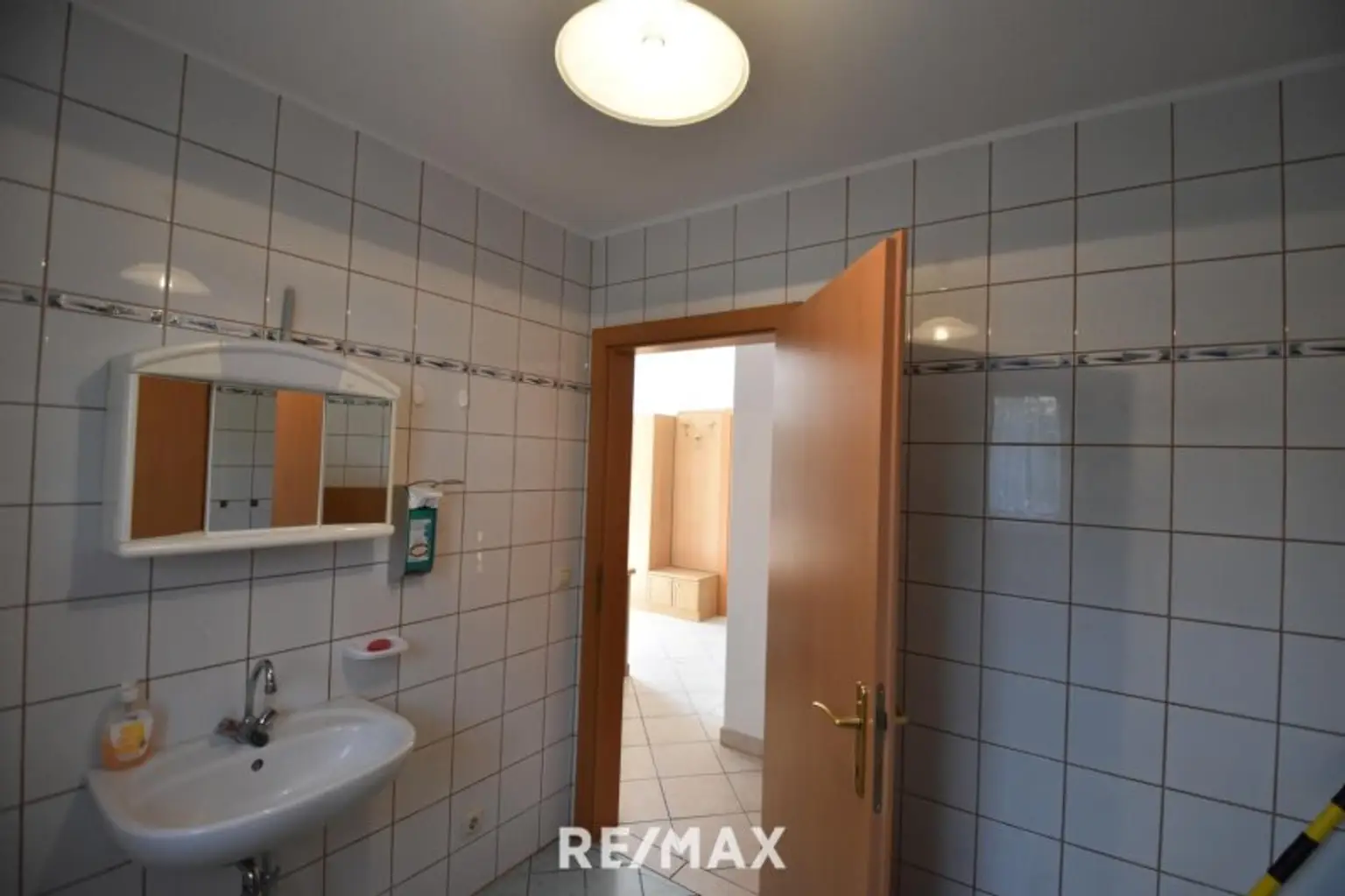 Badezimmer EG