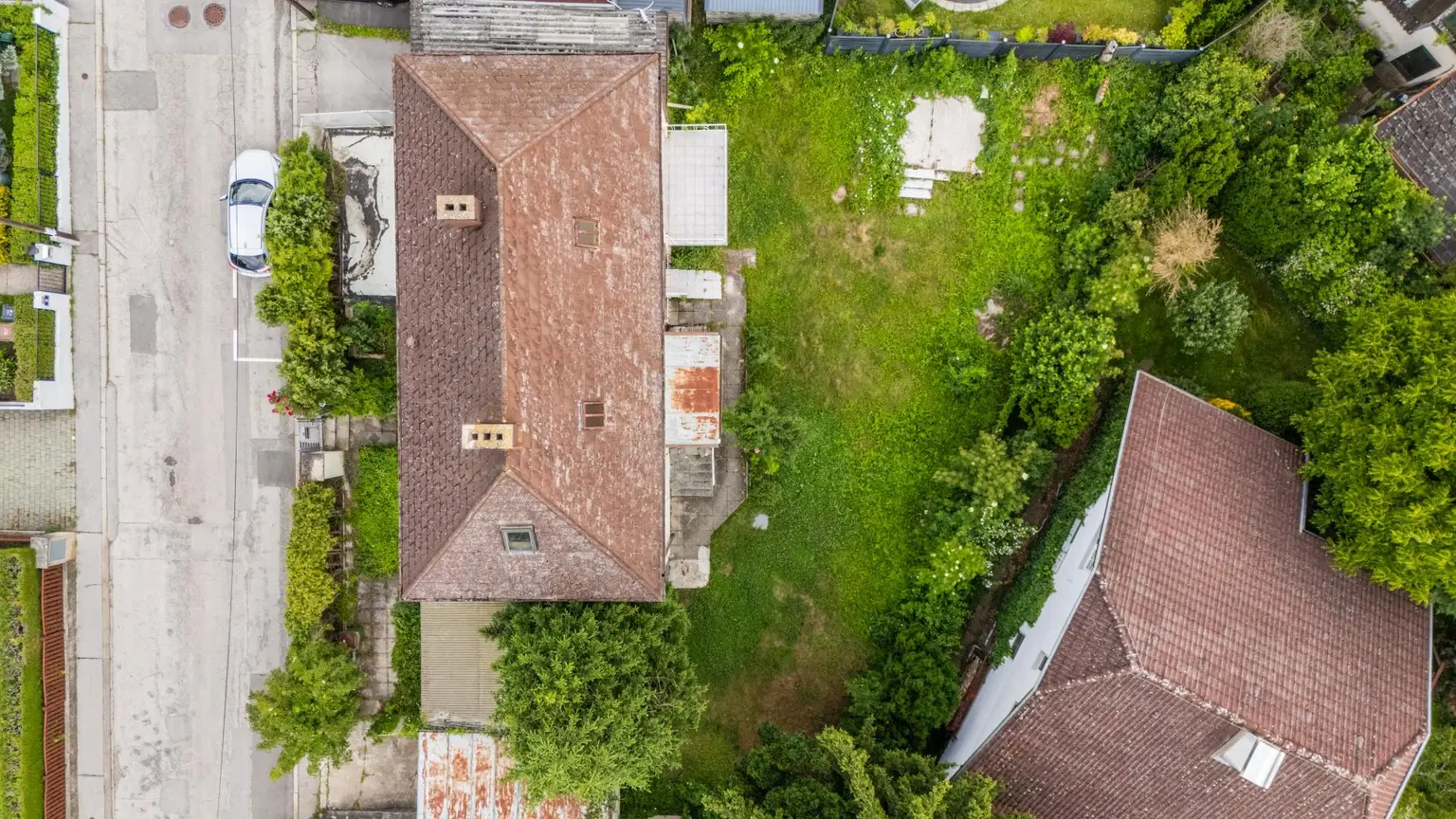 "Exklusives Grundstück in Bestlage mit Abbruchhaus!"